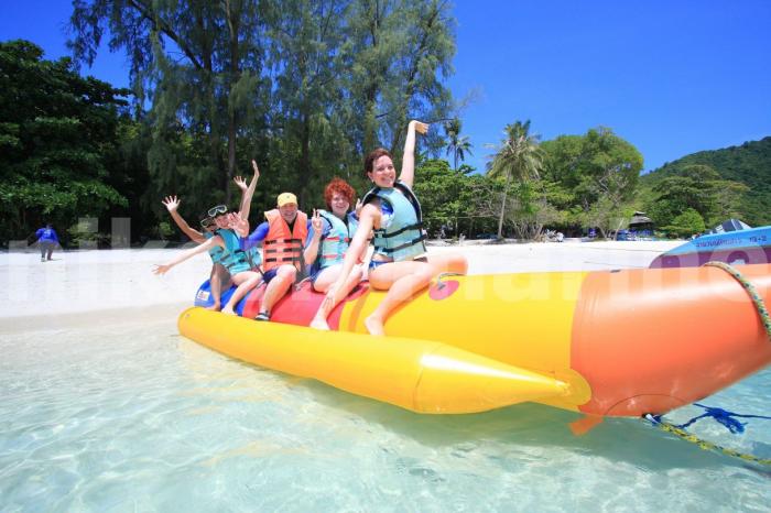 Coral Island by Speed Boat + Banana boat 20 Minute